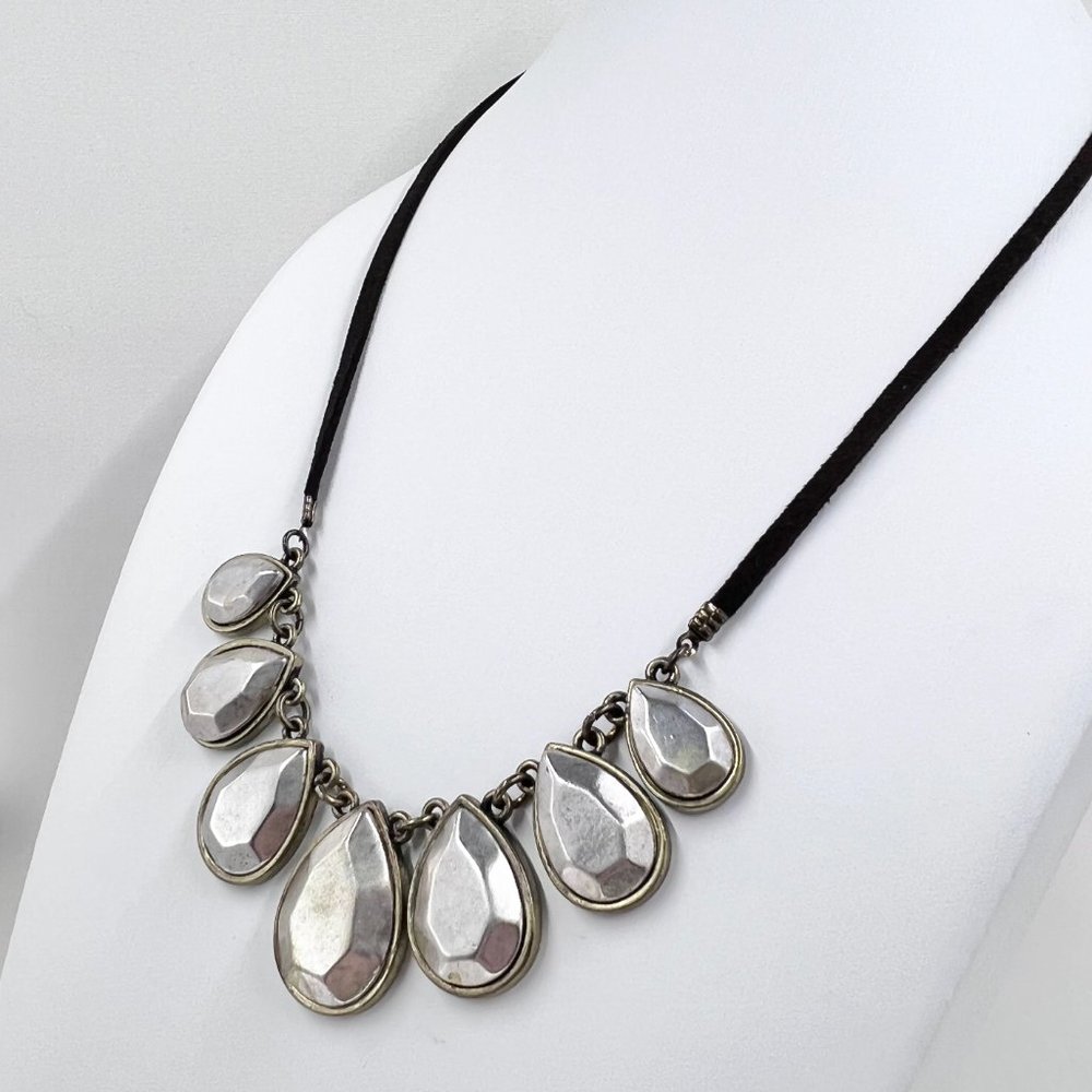 Rustic Antiqued Two Tone Graduated Teardrop Brown Leather 17” Necklace - Picture 3 of 6